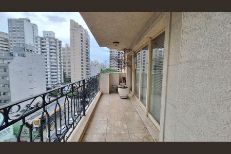 Apartamento à venda com 171m², 3 quartos e 3 vagas