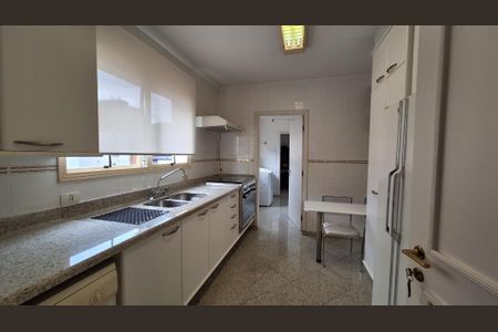 Apartamento à venda com 171m², 3 quartos e 3 vagas