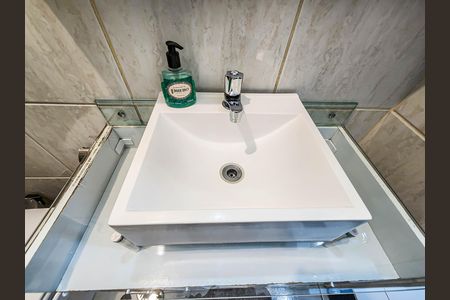 Banheiro de apartamento para alugar com 2 quartos, 79m² em Jardim do Portal, Jacareí