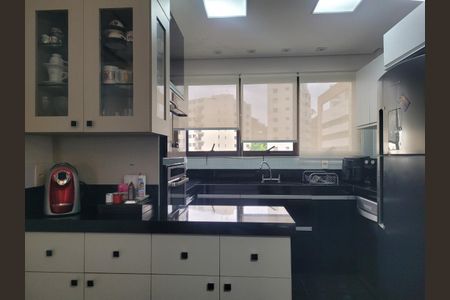 Apartamento à venda com 148m², 3 quartos e 3 vagas