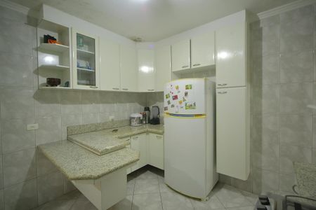 Casa à venda com 125m², 2 quartos e 2 vagasCozinha 