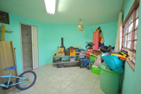 Casa à venda com 125m², 2 quartos e 2 vagasQuarto de Serviço