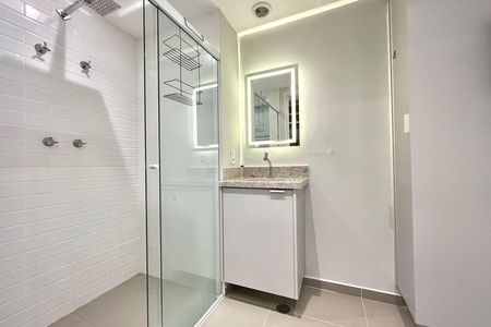 Banheiro de kitnet/studio para alugar com 1 quarto, 25m² em Vila da Saúde, São Paulo