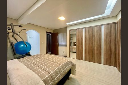 Apartamento à venda com 137m², 4 quartos e 1 vaga