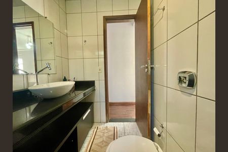 Apartamento à venda com 137m², 4 quartos e 1 vaga