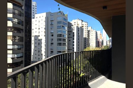 Apartamento à venda com 398m², 3 quartos e 4 vagas
