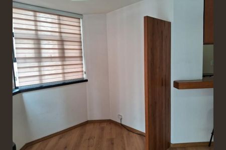 Apartamento à venda com 49m², 1 quarto e 1 vaga
