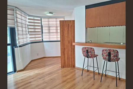 Apartamento à venda com 49m², 1 quarto e 1 vaga
