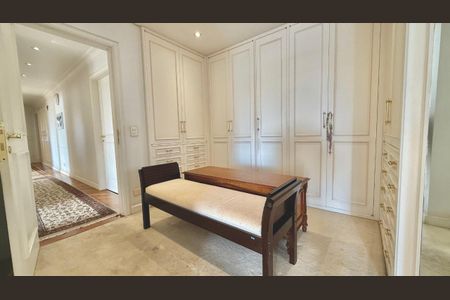 Apartamento à venda com 3 quartos, 330m² em Consolação, São Paulo