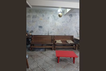 Casa à venda com 170m², 3 quartos e 4 vagas Casa à venda com 170m², 3 quartos e 4 vagasCozinha