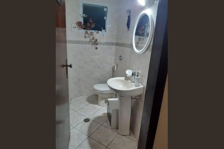 Banheiro de casa à venda com 3 quartos, 170m² em Horto Florestal, São Paulo