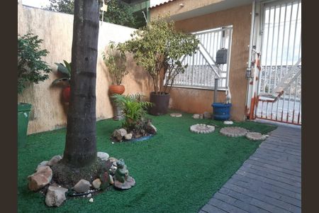 Área Externa de casa à venda com 3 quartos, 170m² em Horto Florestal, São Paulo