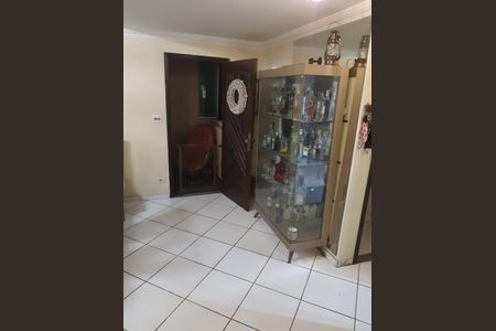 Sala de casa à venda com 3 quartos, 170m² em Horto Florestal, São Paulo