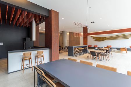 Studio à venda com 42m², 1 quarto e 1 vaga Studio à venda com 42m², 1 quarto e 1 vagaÁrea comum - Salão de festas