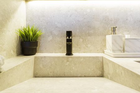 Studio à venda com 42m², 1 quarto e 1 vaga Studio à venda com 42m², 1 quarto e 1 vagaBanheiro