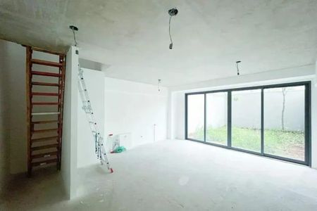 Apartamento à venda com 2 quartos, 106m² em Vila Ipojuca, São Paulo