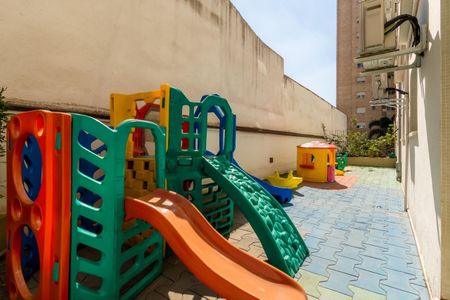 Apartamento à venda com 238m², 3 quartos e 2 vagas