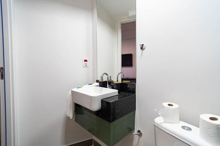 Studio para alugar com 23m², 1 quarto e sem vaga Studio para alugar com 23m², 1 quarto e sem vagaBanheiro