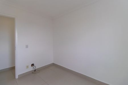 Quarto 2 de apartamento para alugar com 2 quartos, 48m² em Chácara Granja Velha, Cotia