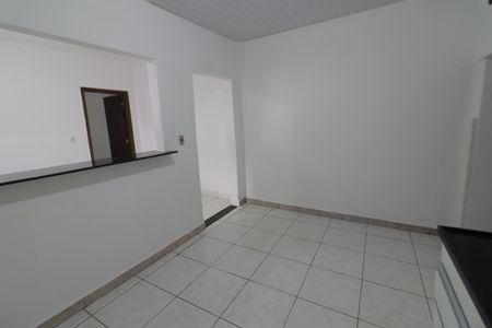 Cozinha de casa para alugar com 2 quartos, 196m² em Vila Yolanda, Osasco