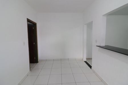 Sala de casa para alugar com 2 quartos, 196m² em Vila Yolanda, Osasco