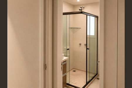 Banheiro de apartamento à venda com 3 quartos, 83m² em Retiro, Jundiaí