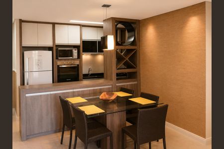Apartamento à venda com 83m², 3 quartos e 2 vagas Apartamento à venda com 83m², 3 quartos e 2 vagasSala