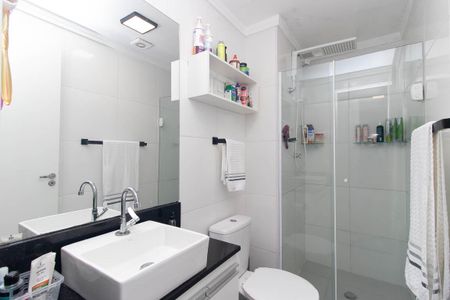 Banheiro de apartamento para alugar com 2 quartos, 38m² em Vila Guilherme, São Paulo