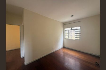 Sala de apartamento para alugar com 2 quartos, 55m² em Itapoã, Belo Horizonte