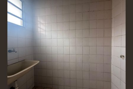 Área de serviço de apartamento para alugar com 2 quartos, 55m² em Itapoã, Belo Horizonte