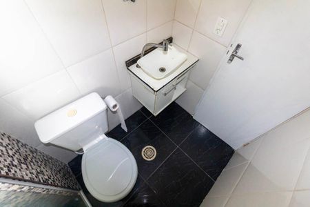Apartamento para alugar com 52m², 2 quartos e 1 vaga Apartamento para alugar com 52m², 2 quartos e 1 vagaBanheiro