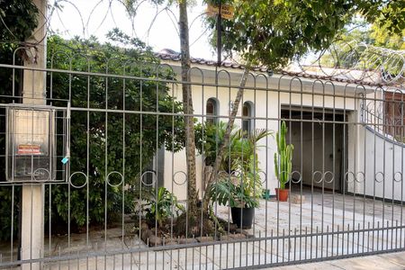 Casa para alugar com 3 quartos, 210m² em Nonoai, Porto Alegre