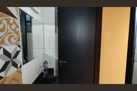Casa à venda com 116m², 3 quartos e 2 vagas Casa à venda com 116m², 3 quartos e 2 vagasBanheiro 1
