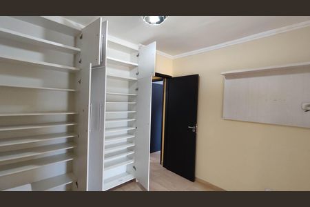 Casa à venda com 116m², 3 quartos e 2 vagas Casa à venda com 116m², 3 quartos e 2 vagasQuarto 2