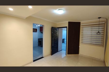 Casa à venda com 116m², 3 quartos e 2 vagas Casa à venda com 116m², 3 quartos e 2 vagasSala