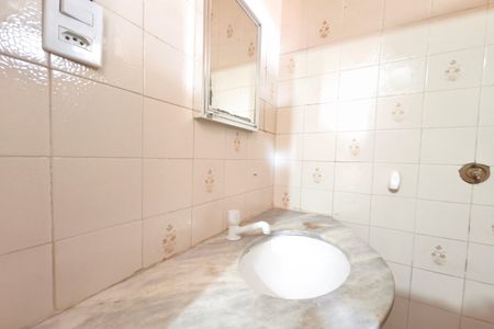 Banheiro Suíte de casa à venda com 2 quartos, 250m² em Jardim Petropolis, Campinas