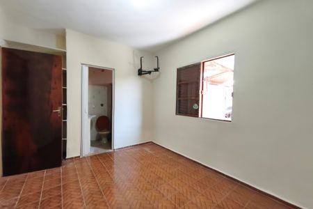Casa à venda com 250m², 2 quartos e 1 vaga Casa à venda com 250m², 2 quartos e 1 vagaQuarto Suíte
