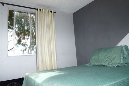Quarto 1 de apartamento para alugar com 2 quartos, 43m² em Vista do Sol, Belo Horizonte