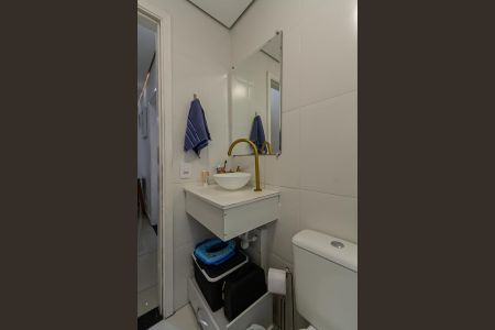 Apartamento à venda com 56m², 2 quartos e 1 vaga Apartamento à venda com 56m², 2 quartos e 1 vagaBanheiro