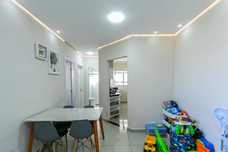 Apartamento à venda com 56m², 2 quartos e 1 vaga Apartamento à venda com 56m², 2 quartos e 1 vagaSala