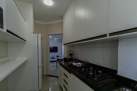 Apartamento à venda com 56m², 2 quartos e 1 vaga Apartamento à venda com 56m², 2 quartos e 1 vagaCozinha e Área de Serviço