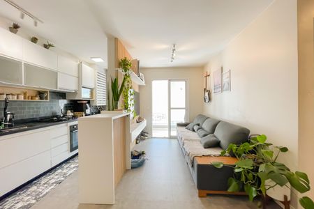 Sala de apartamento à venda com 2 quartos, 60m² em Presidente Altino, Osasco