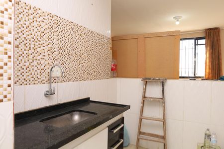 Cozinha de apartamento para alugar com 2 quartos, 55m² em Cidade Tiradentes, São Paulo