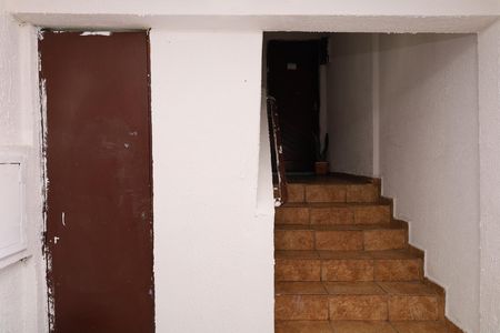 Área comum - Saguão do prédio de apartamento para alugar com 2 quartos, 55m² em Cidade Tiradentes, São Paulo