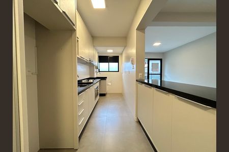 Cozinha  de apartamento para alugar com 3 quartos, 99m² em Saco Grande, Florianópolis