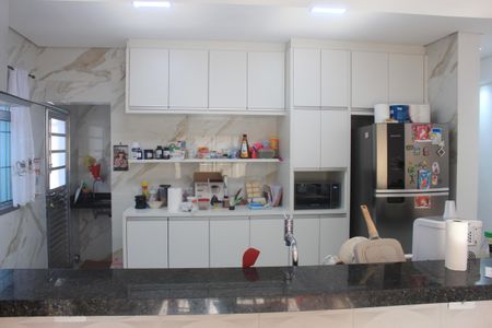 Casa para alugar com 300m², 4 quartos e 4 vagasCozinha