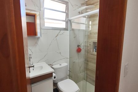 Casa à venda com 300m², 4 quartos e 4 vagas Casa à venda com 300m², 4 quartos e 4 vagasBanheiro 1
