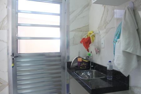 Casa à venda com 300m², 4 quartos e 4 vagas Casa à venda com 300m², 4 quartos e 4 vagasÁrea de Serviço