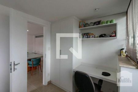 Apartamento para alugar com 180m², 3 quartos e 2 vagas