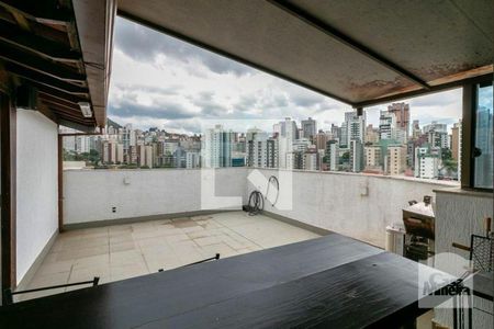 Apartamento para alugar com 180m², 3 quartos e 2 vagas